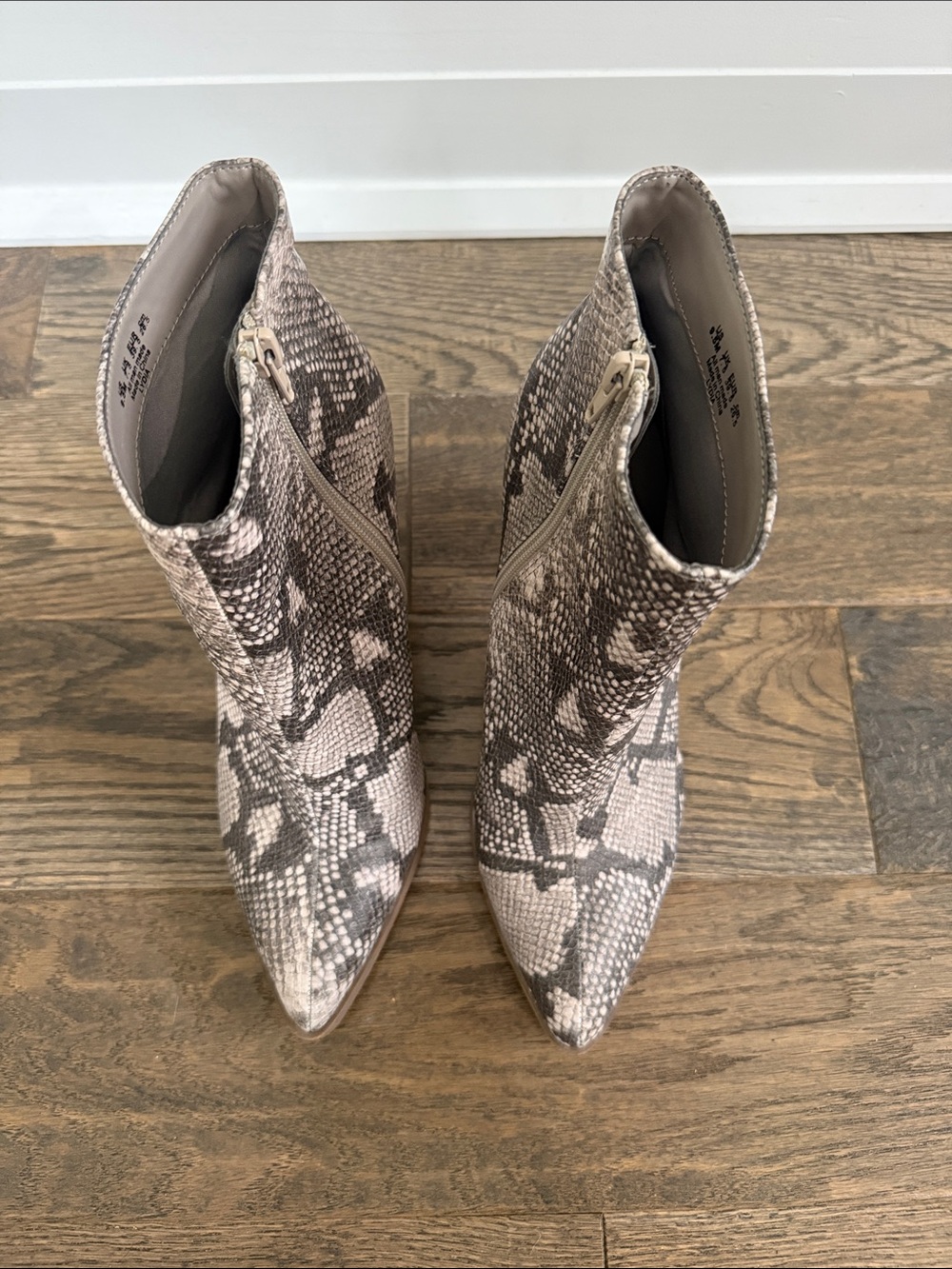 Carlos Santana Taupe and Gray Snake-Embossed Pointed Ankle Boots - Picture 3 of 6